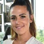 Elena Miras Herkunft Eltern