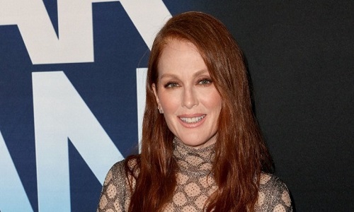 Julianne Moore Jung