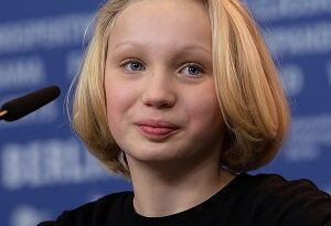 Helena Zengel: Alter,Eltern,Agenture