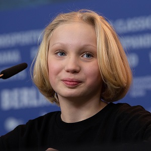 Helena Zengel: Alter,Eltern,Agenture