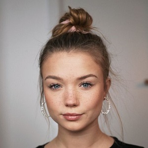 Julia Beautx Eltern